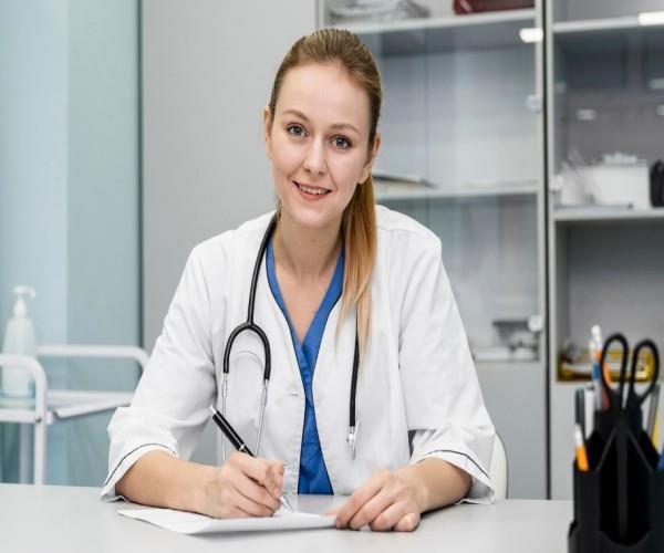 قرعه‌کشی اکسپرس اینتری در حوزه سلامت و درمان چیست؟